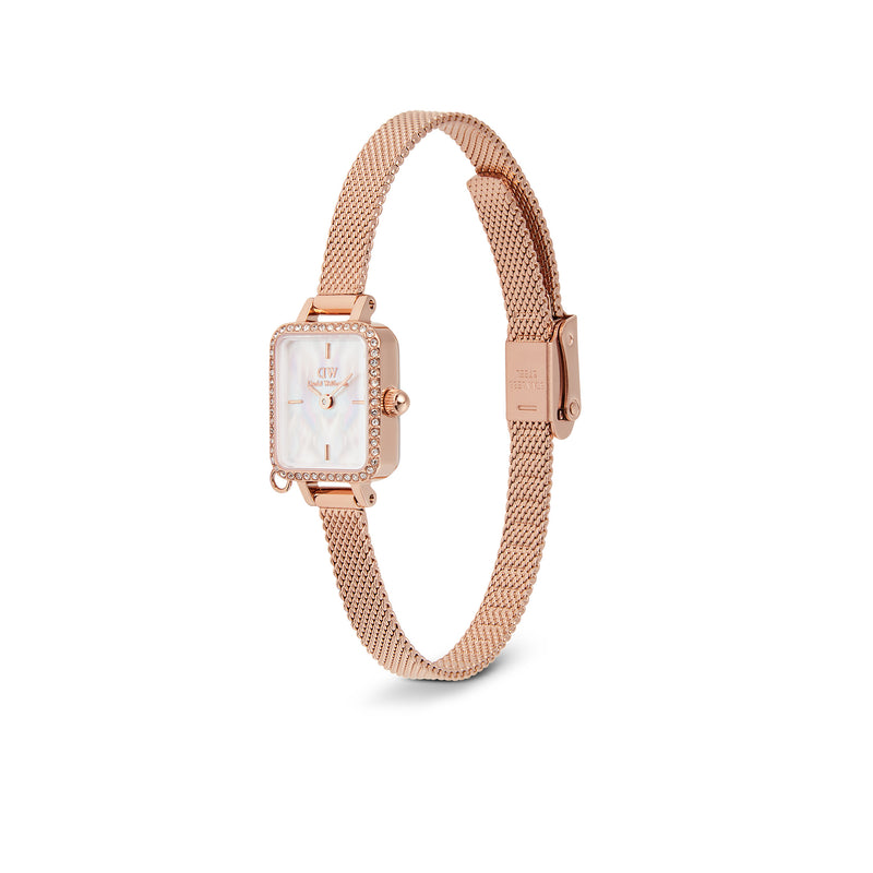 Reloj Quadro Mini Charm Bezel Melrose White Mop en oro rosa