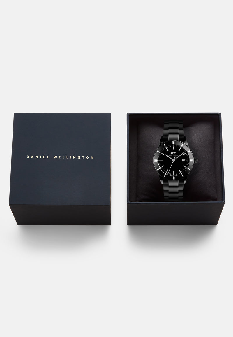 Iconic Paradigma Link Esmalte negro Bisel negro B Reloj negro