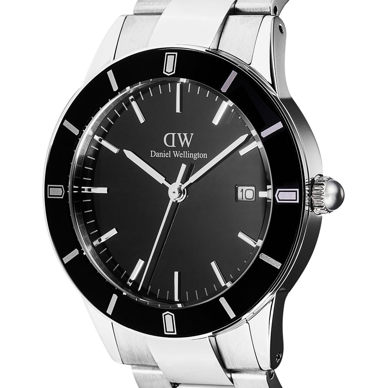 Iconic Paradigma Link Black Enamel Black Bezel Silver Watch