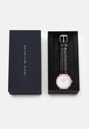 Reloj de oro rosa con bisel cristalino, cocodrilo negro, blanco y fregona