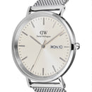 Reloj clásico de plata esterlina color champán con pantalla de día