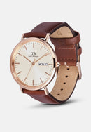 Reloj clásico de oro rosa champán St Mawes con pantalla de día