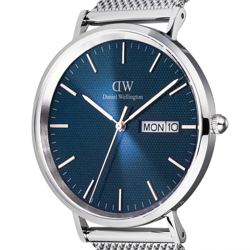 Reloj clásico de plata esterlina con visualización diurna
