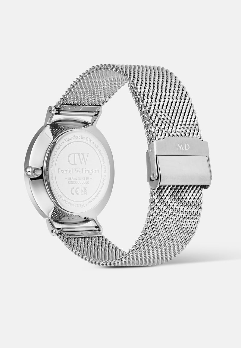 Reloj clásico de plata esterlina con visualización diurna