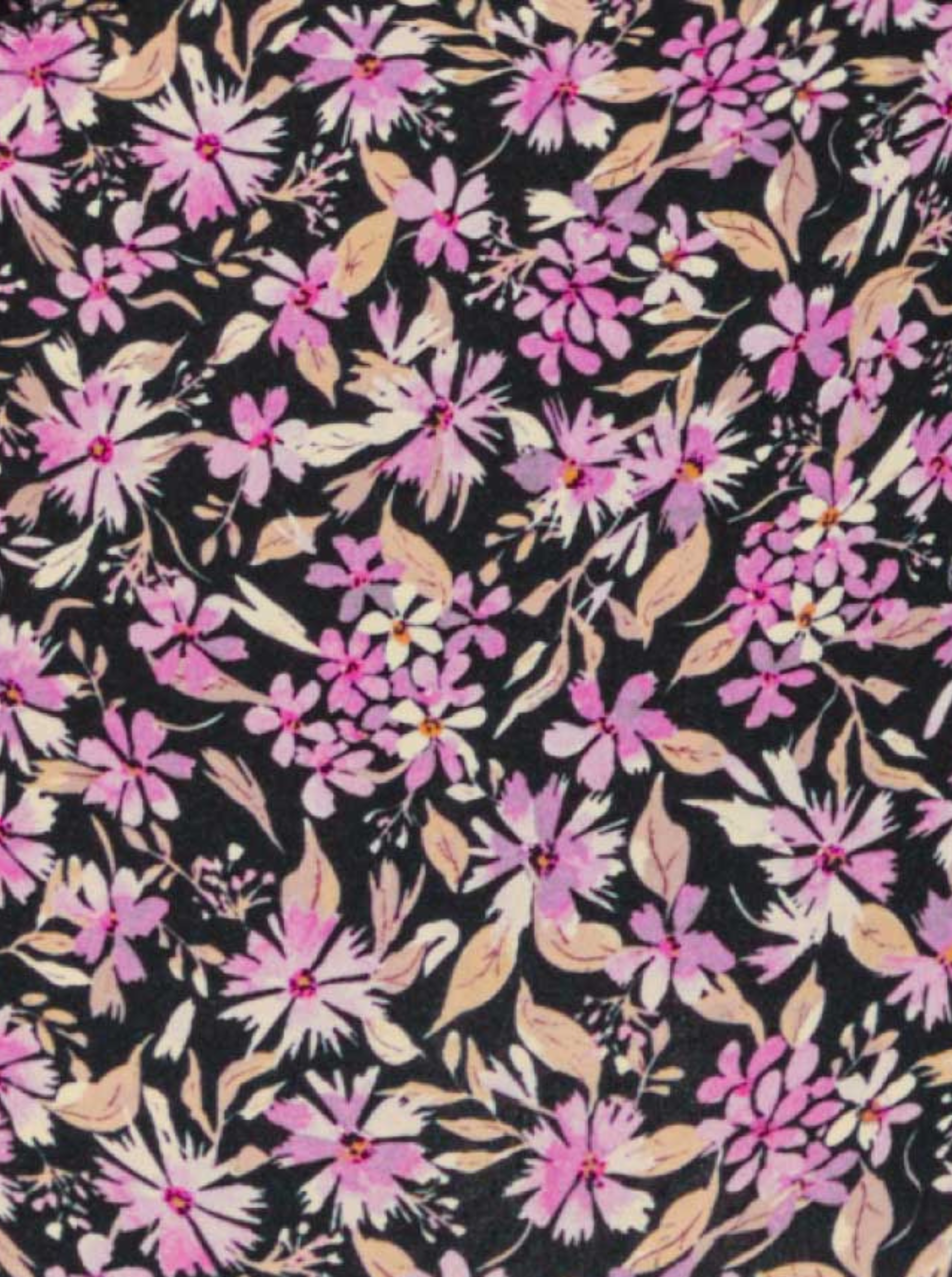 Tanga de natación con flores moradas