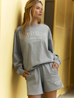 Kurzes Sweatshirt – Hellgrau Meliert – Damen