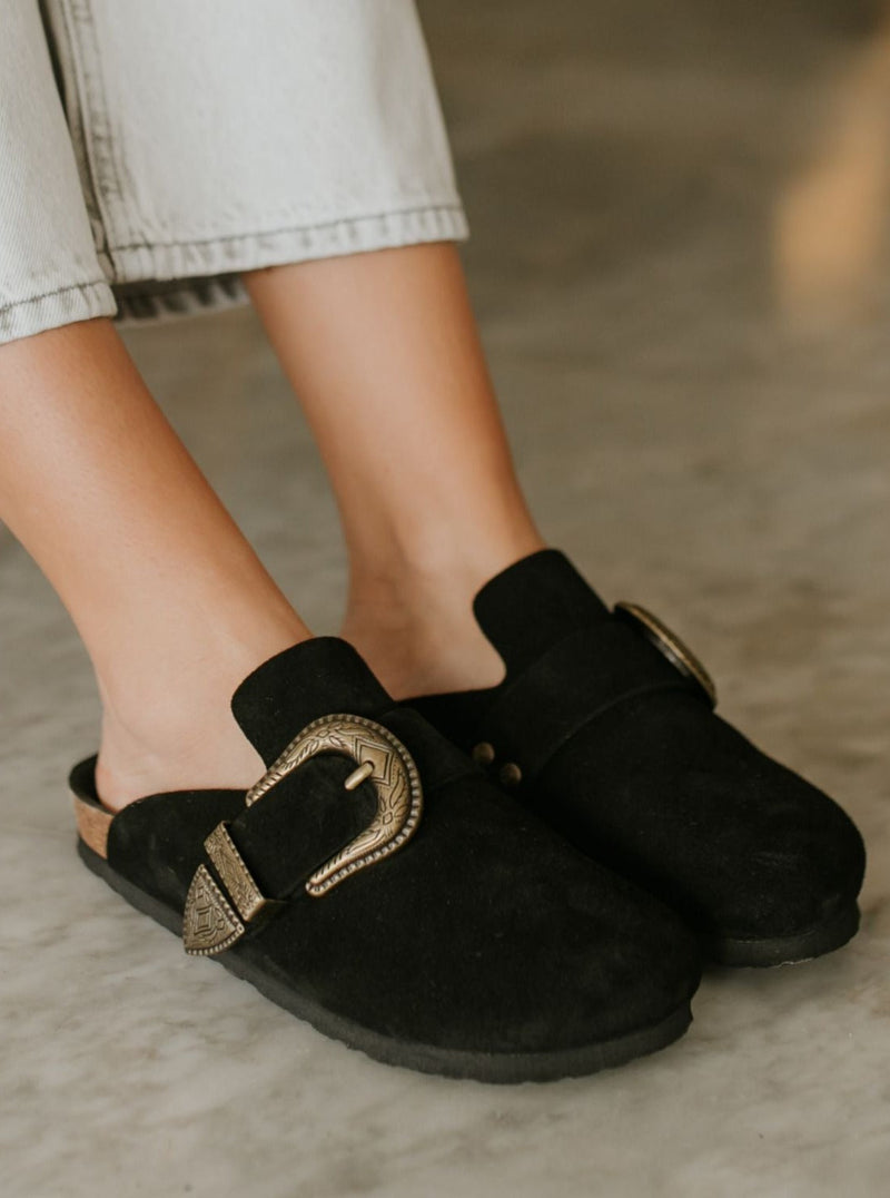 Zuecos Huma Velour Negro