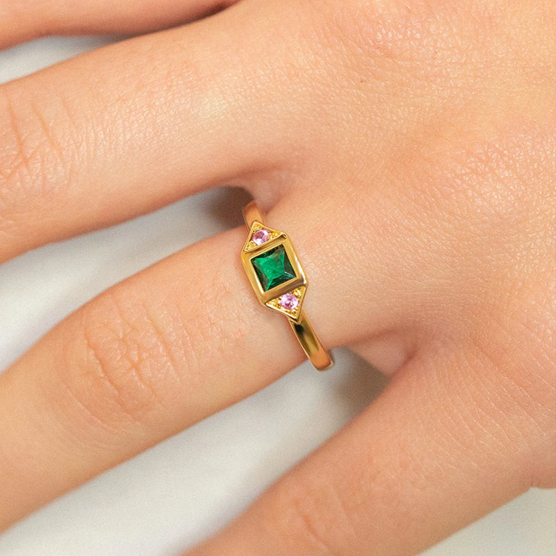 Emerald And Rose Diva Ring