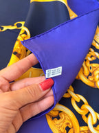 Foulard Céline – Chaînes Et Médaillons Dorés