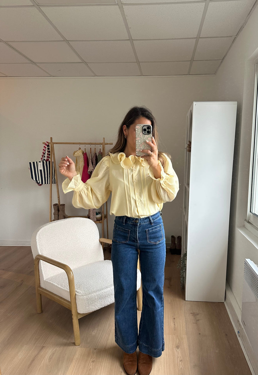 Blusa marrón amarillo pálido