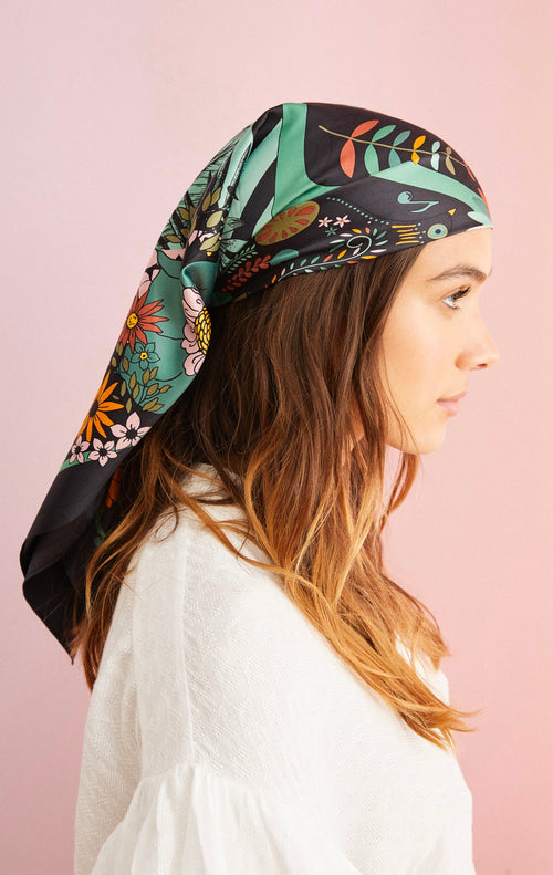 Peacelove Medium Black Scarf