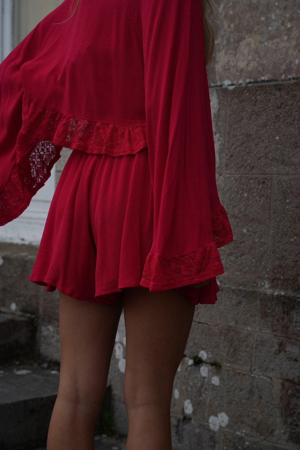 Elea Flowy Shorts - Red