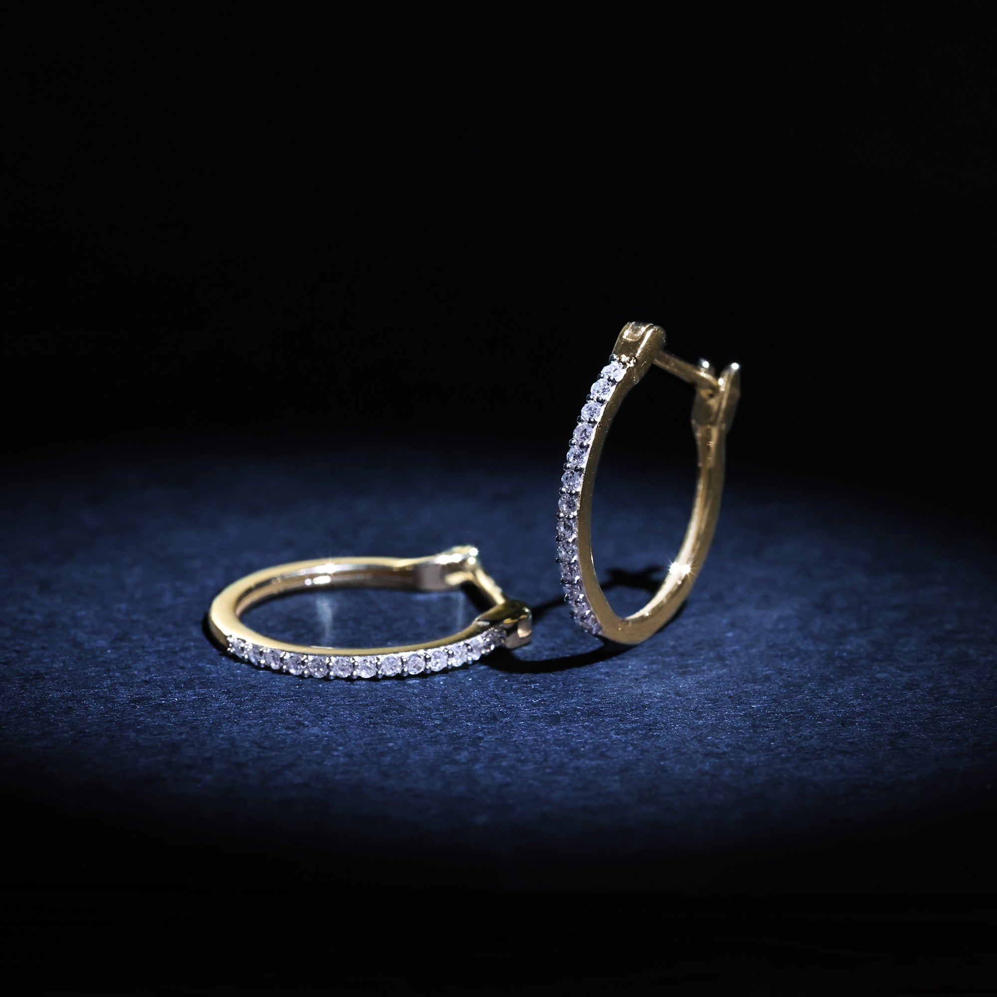 Boucles D'Oreilles "Créoles Sublimes" D0,10Ct/26 - Or Jaune 375/1000