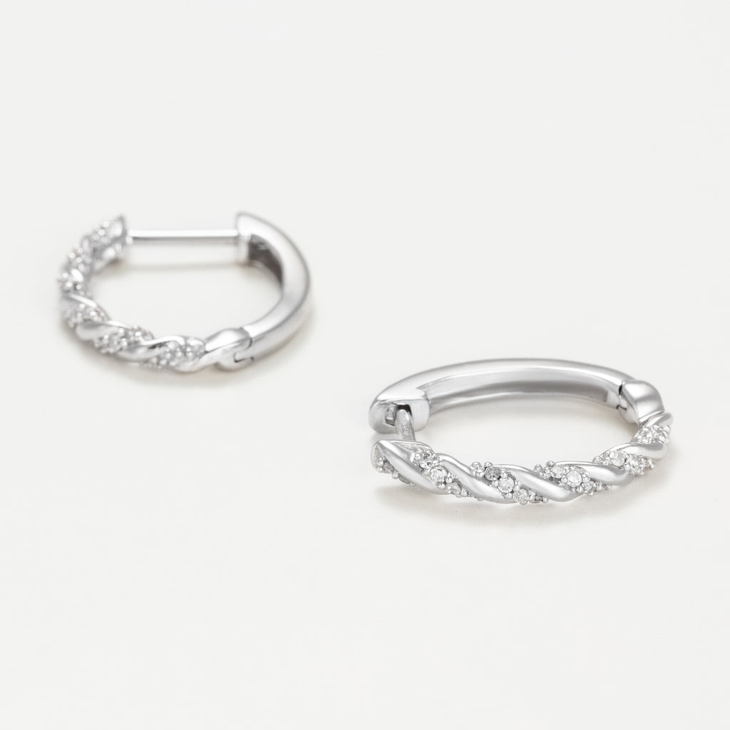 Boucles D'Oreilles "Créoles Trenzas  0,15Ct/44