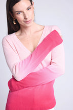 Maglione con scollo a V dip dye ebano - Rosa - Donna - 100% cashmere