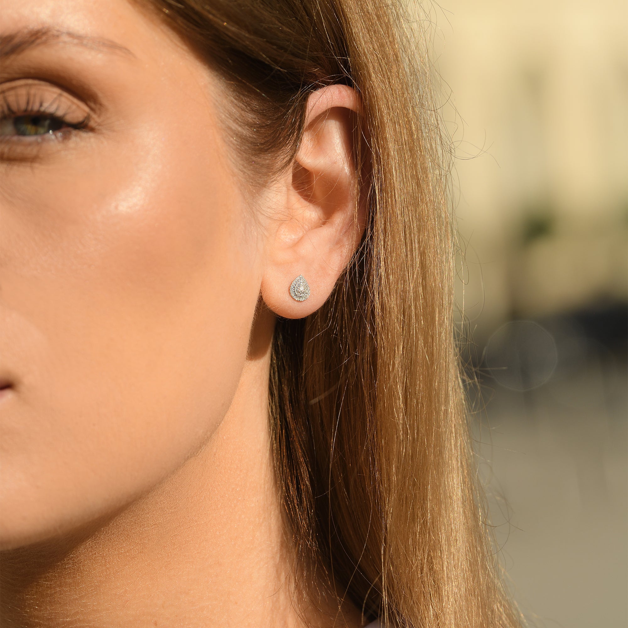 Pendientes Diamantes “Maoi” 0.15/66 – Oro Blanco 375/1000