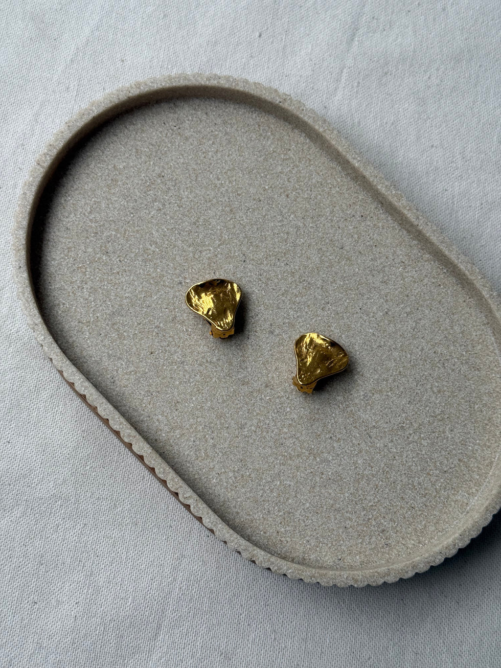 Boucles D’Oreilles Ysl Vintage - Petits Cœurs Dorés