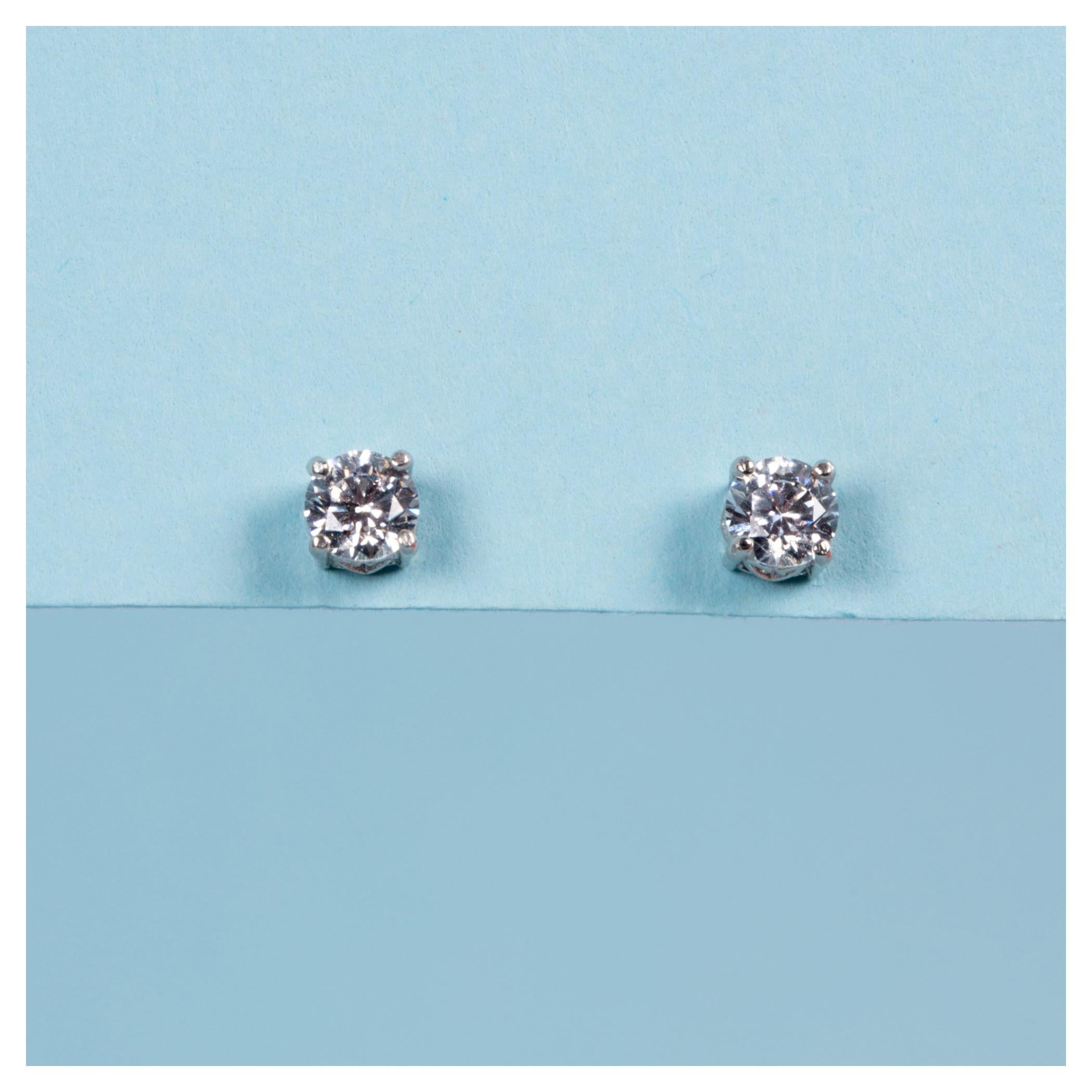 “Simply You 4Mm” Earrings – 375/1000 White Gold And Zirconium