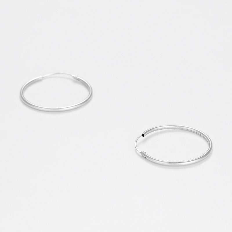 Boucles D'Oreilles "Sublime Créoles " 20 Mm Or Blanc 375/1000 - Or Blanc 375/1000