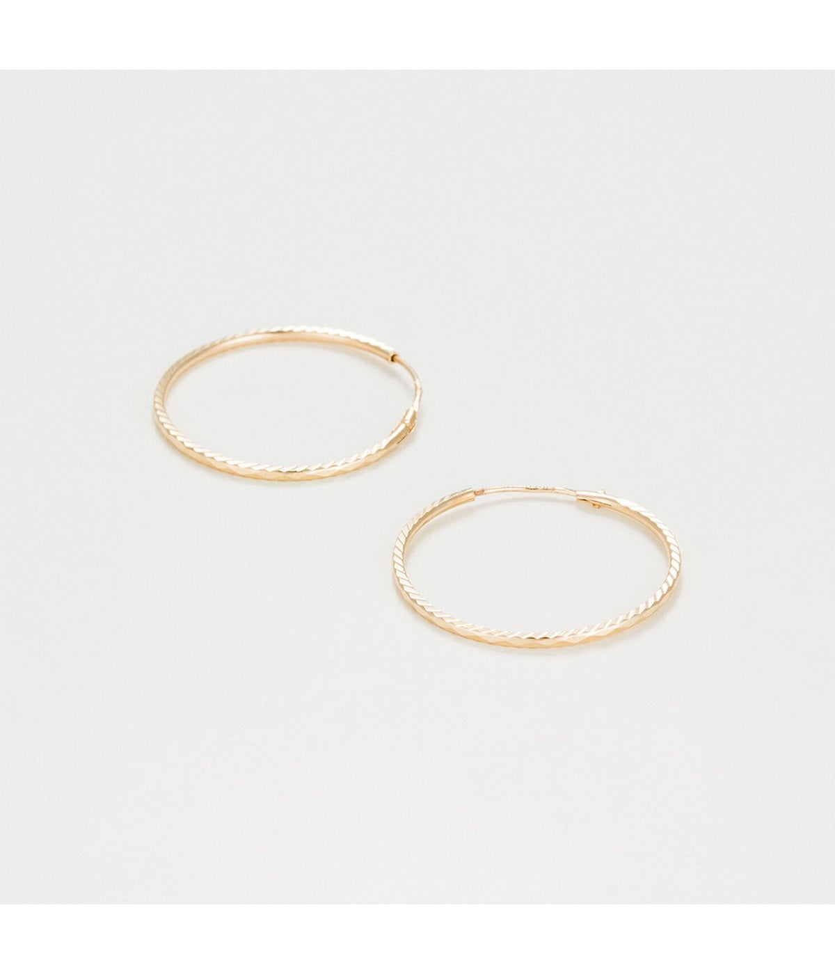 Twisted Hoop Earrings 20mm, 375/1000 Yellow Gold - 375/1000 Yellow Gold