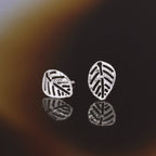 “Sous Le Vent” Earrings 375/1000 White Gold