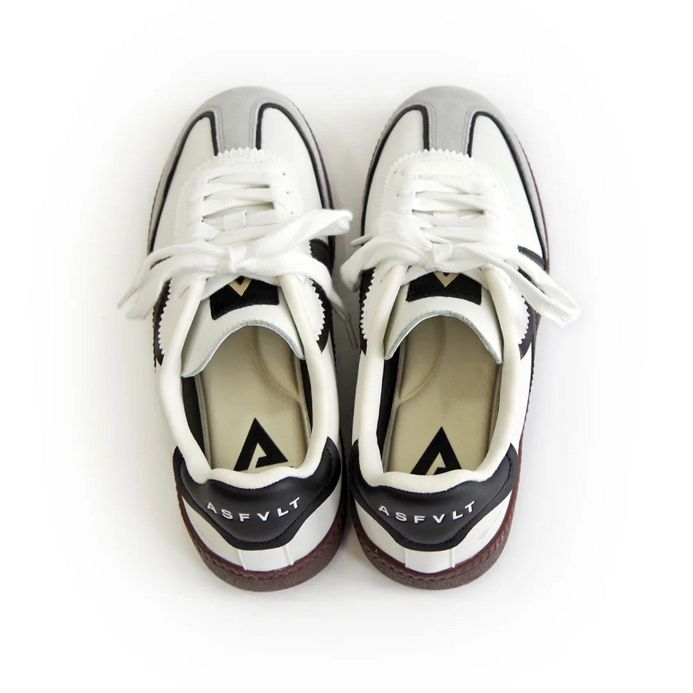 Sneakers Elite Classic - White-Black Dk Gum