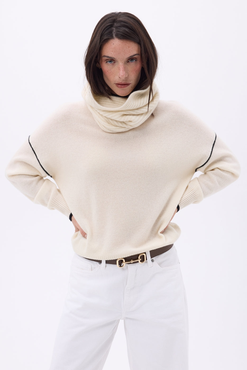 Elio Snood - White - Unisex