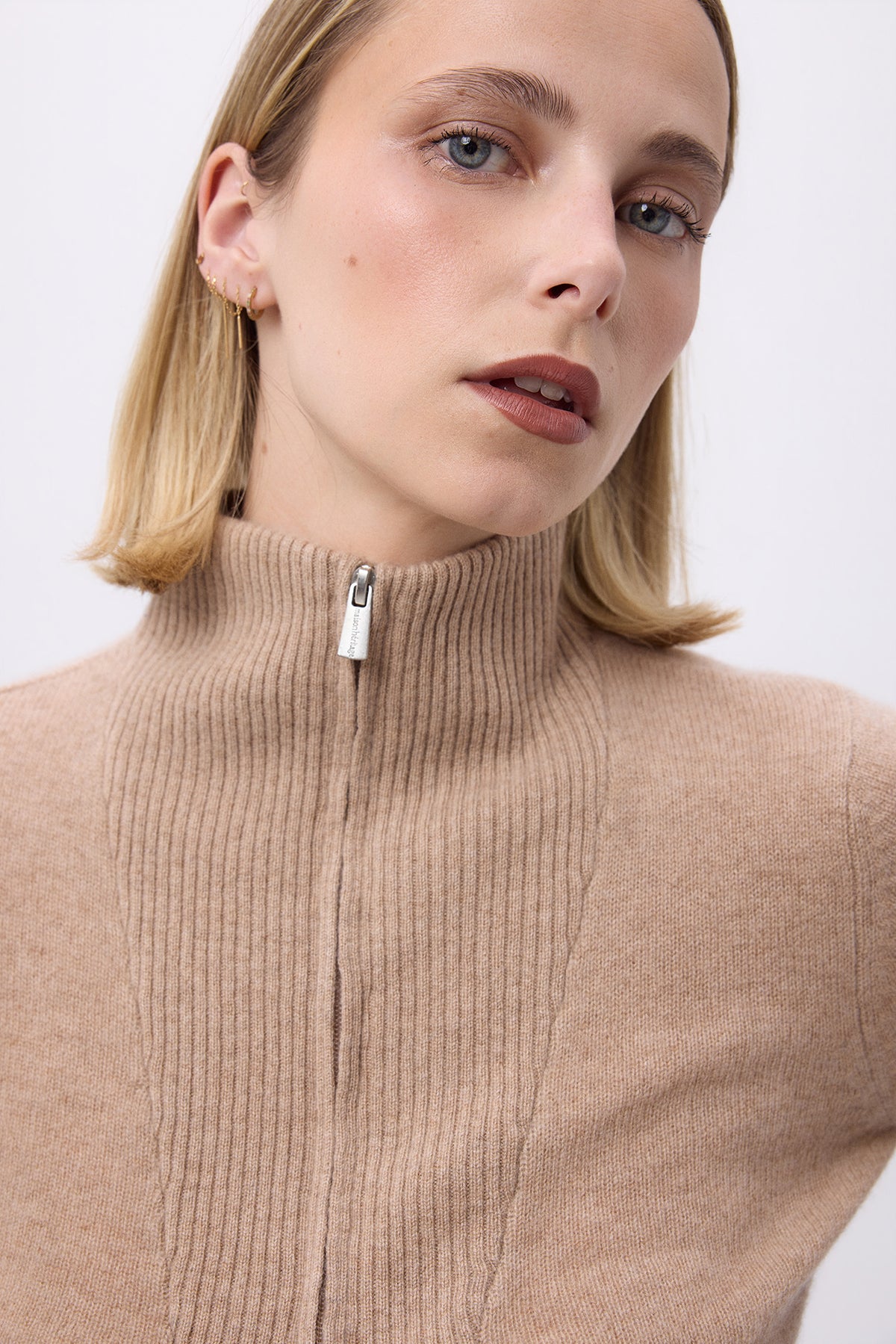Emilie Striktrøje Med Halv Lynlås - Cremebeige - Kvinder