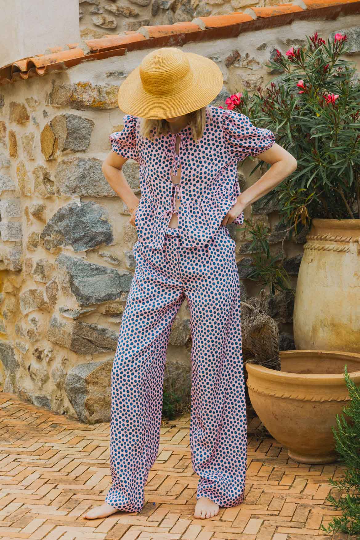 Pantalones con gotas de flores Tilda