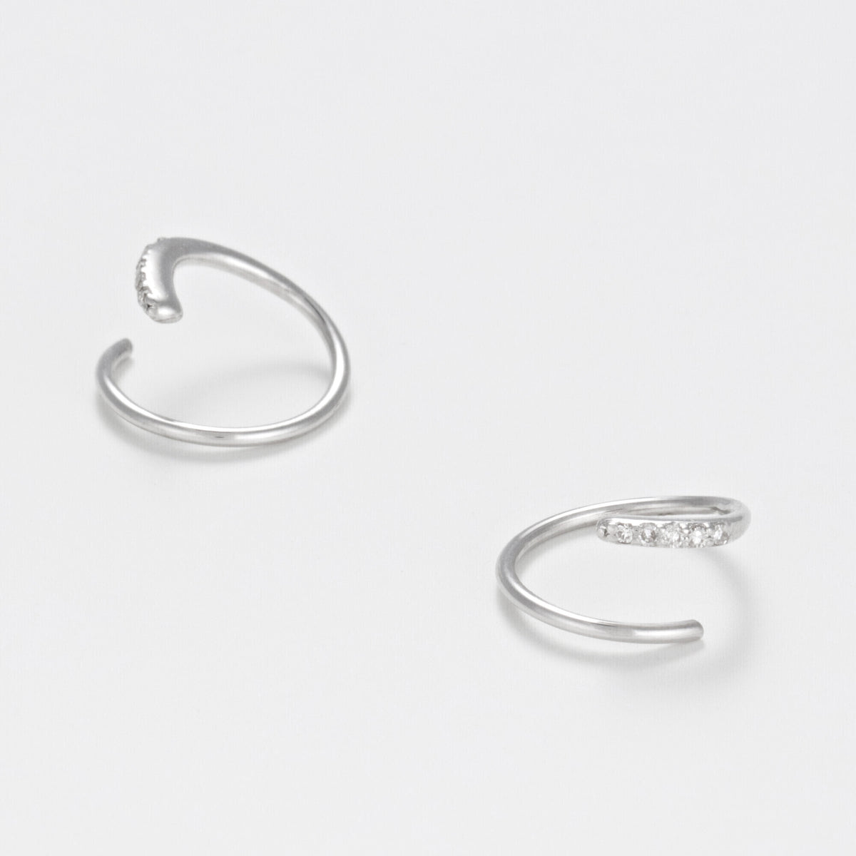Boucles D'Oreilles "Joli Tourbillon Diamant" D0,03/10