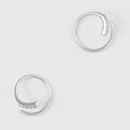 Pendientes “Joli Tourbillon Diamant” D0.03/10 – Oro blanco