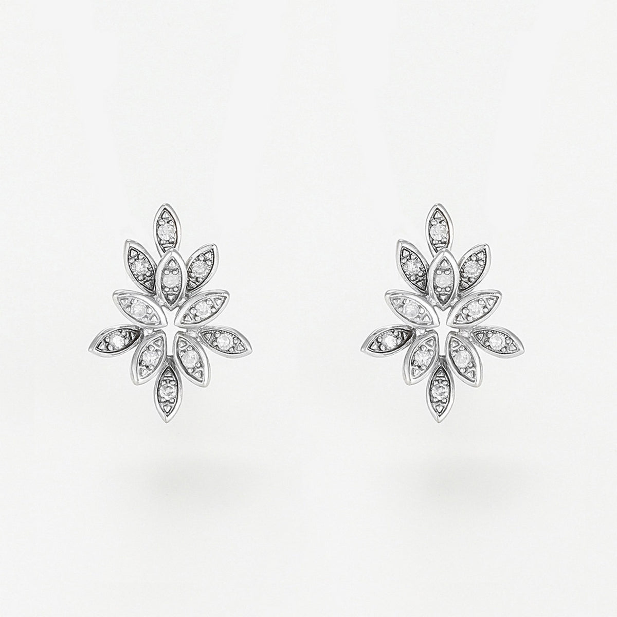 Boucles D'Oreilles "Bouquet" D0,12/22 - Or Blanc 375/1000