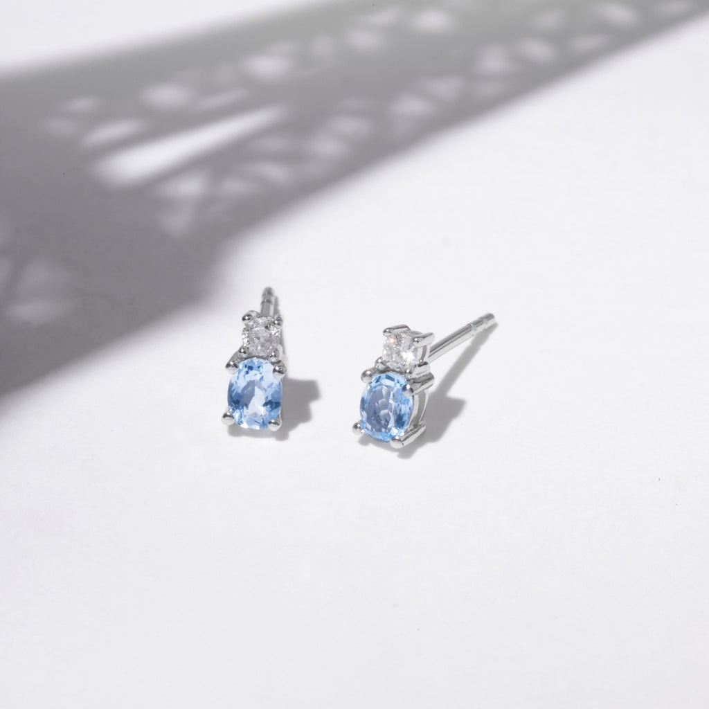 Pendientes "Azur" D0.08/2 Topacio Azul 0.48/2 - Oro blanco 375/1000