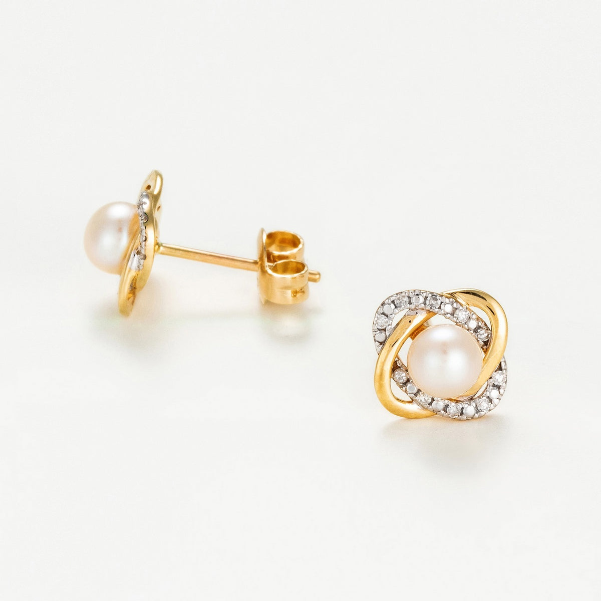 Boucles D'Oreilles "Mitsa" D 0,216/48 Perle 2 - Or Jaune 375/1000
