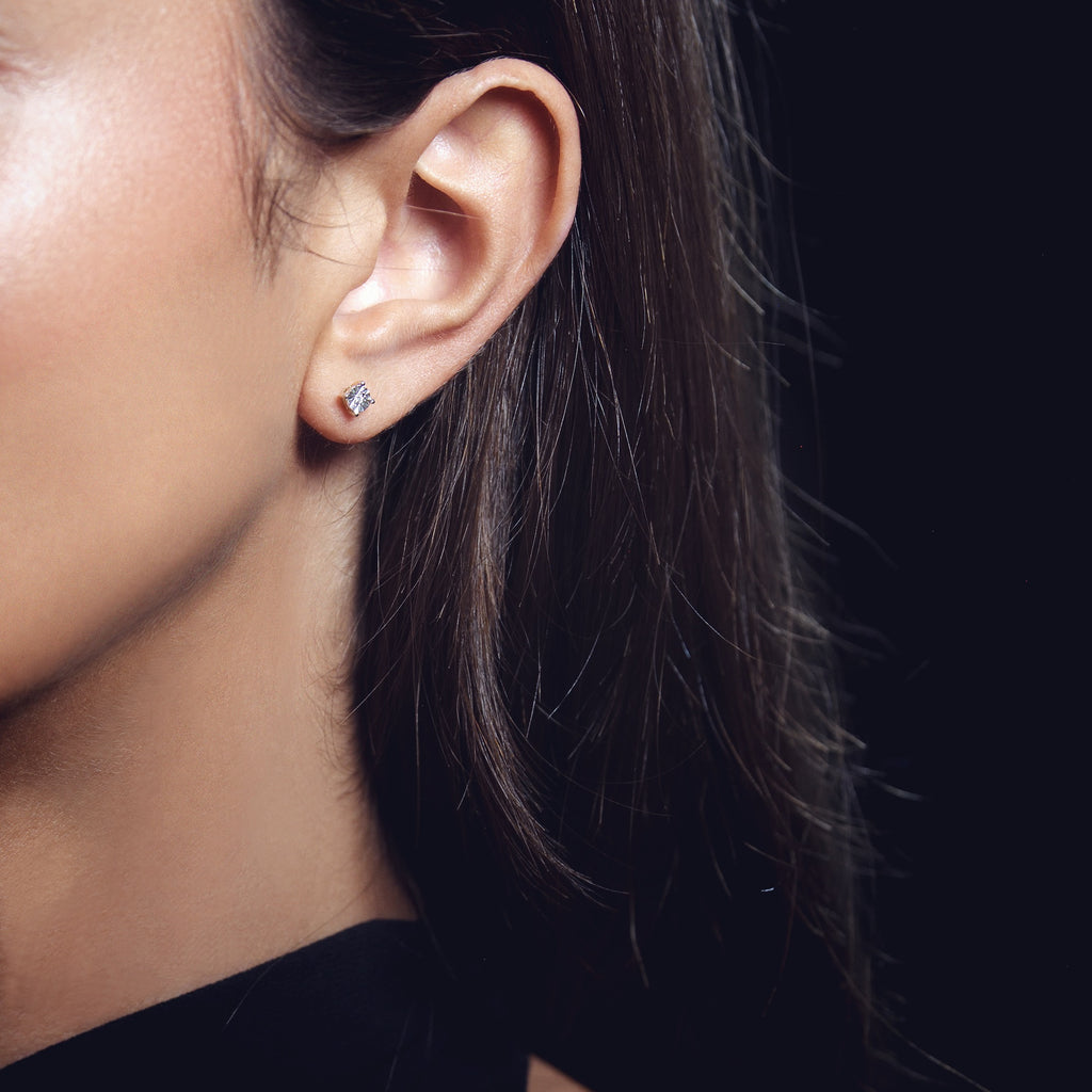 Boucles D'Oreilles "Puce Grande Illusion" Diamant 0,01/2