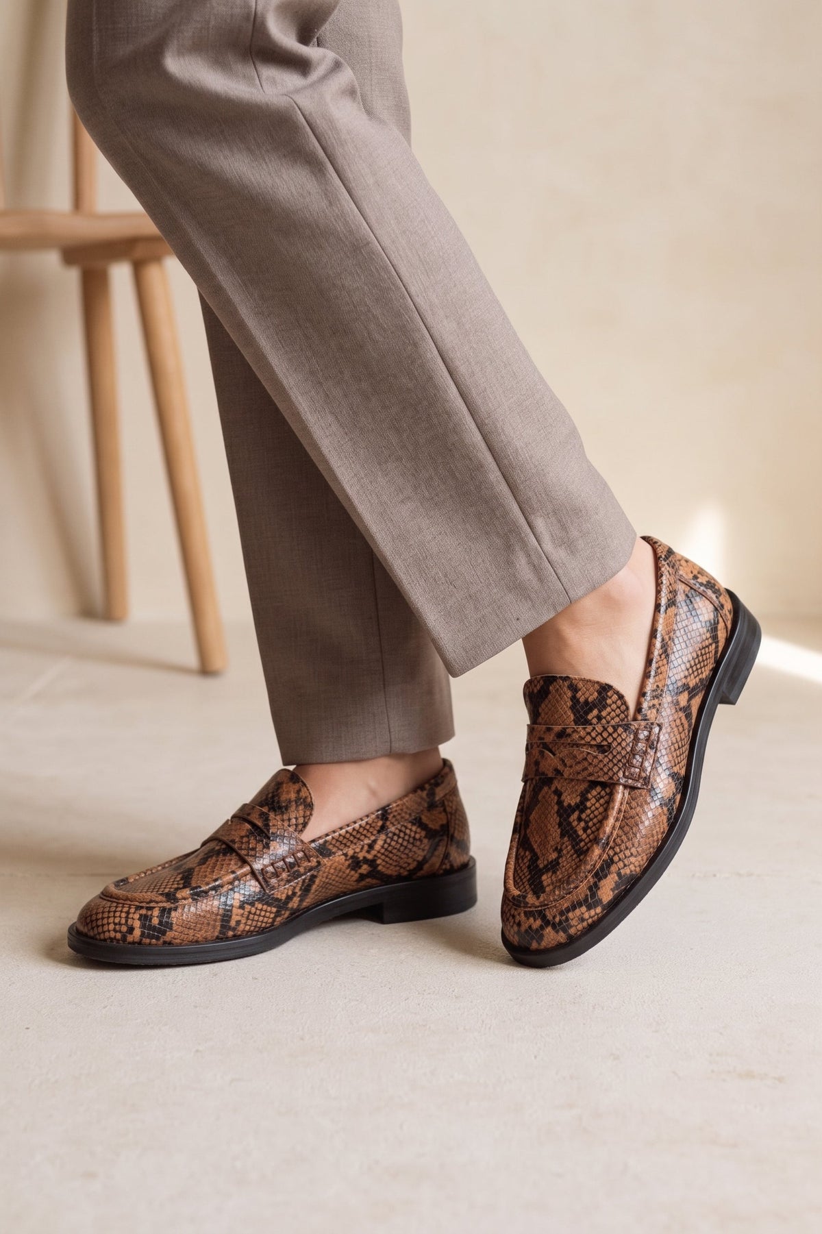 Emilia Loafers - Tan