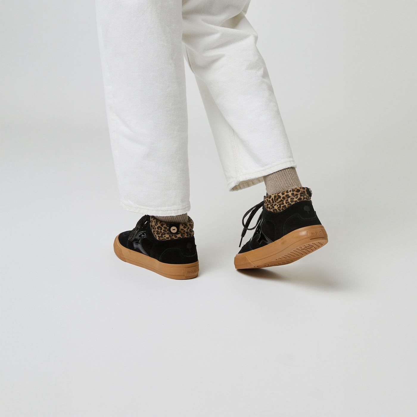 Zapatillas negras Walnut Mid - Mujer