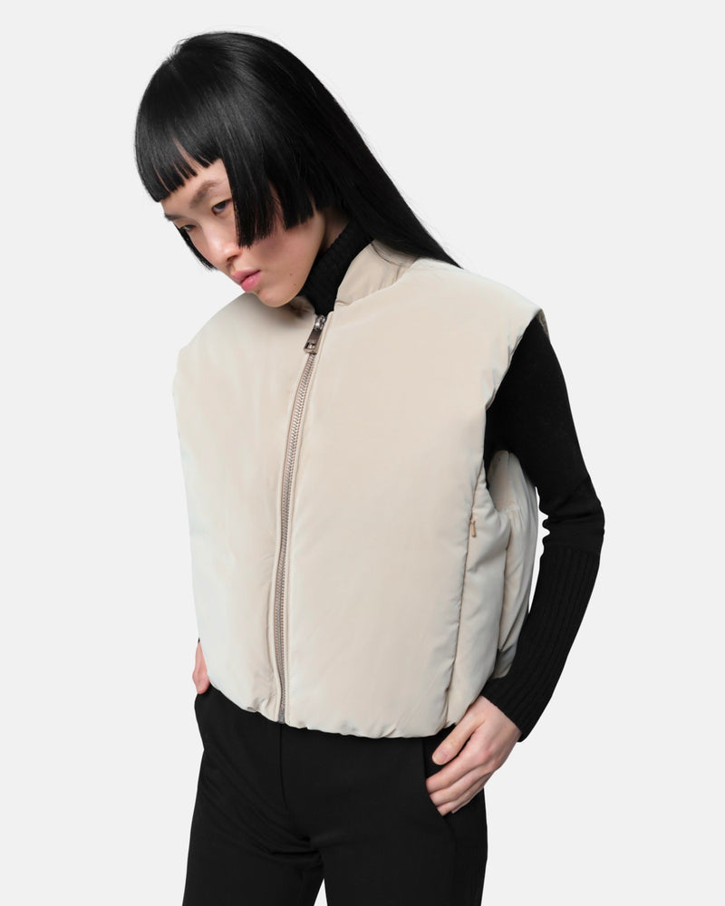 Phoenix Quilted Vest Latte