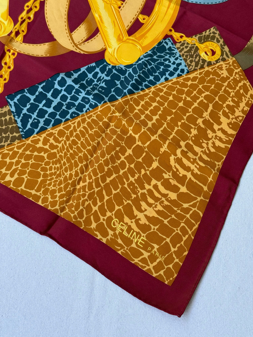 Foulard Céline – Modèle Étriers Et Serpent