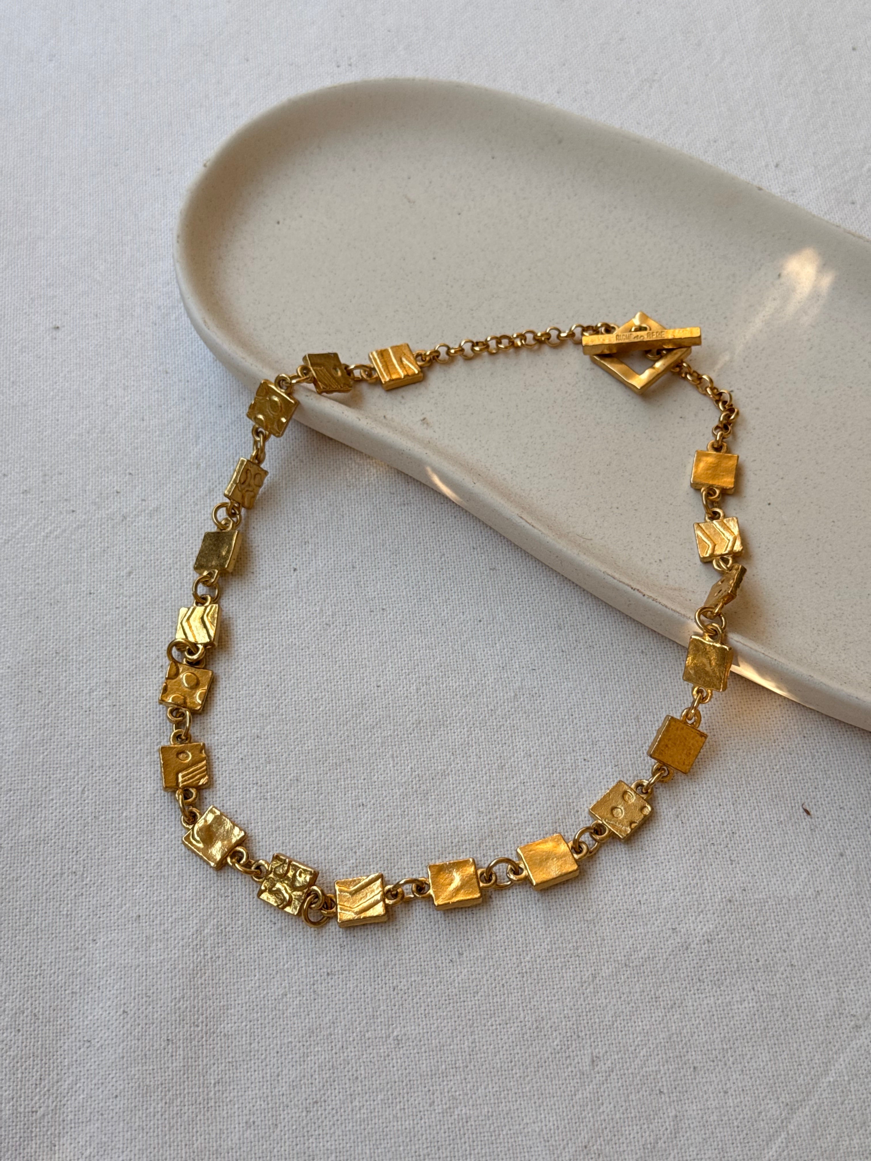 Collier Biche De Bere Vintage - Maille Géométrique Dorée