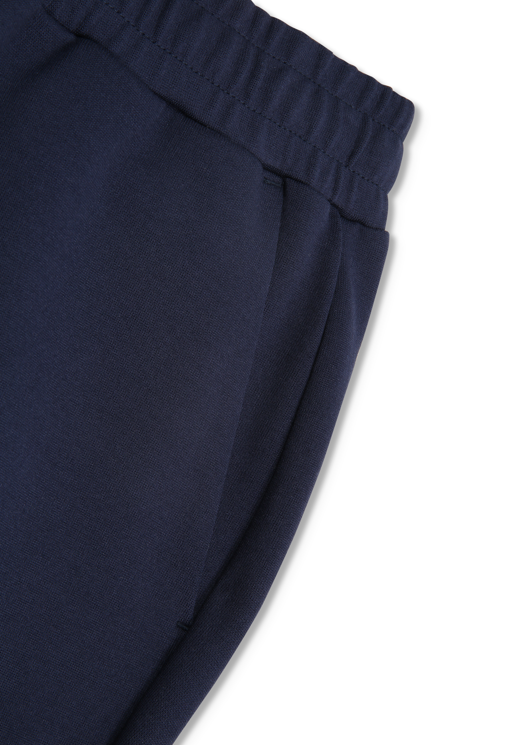 Pantalones deportivos cortos y delgados elegantes - Iris Black