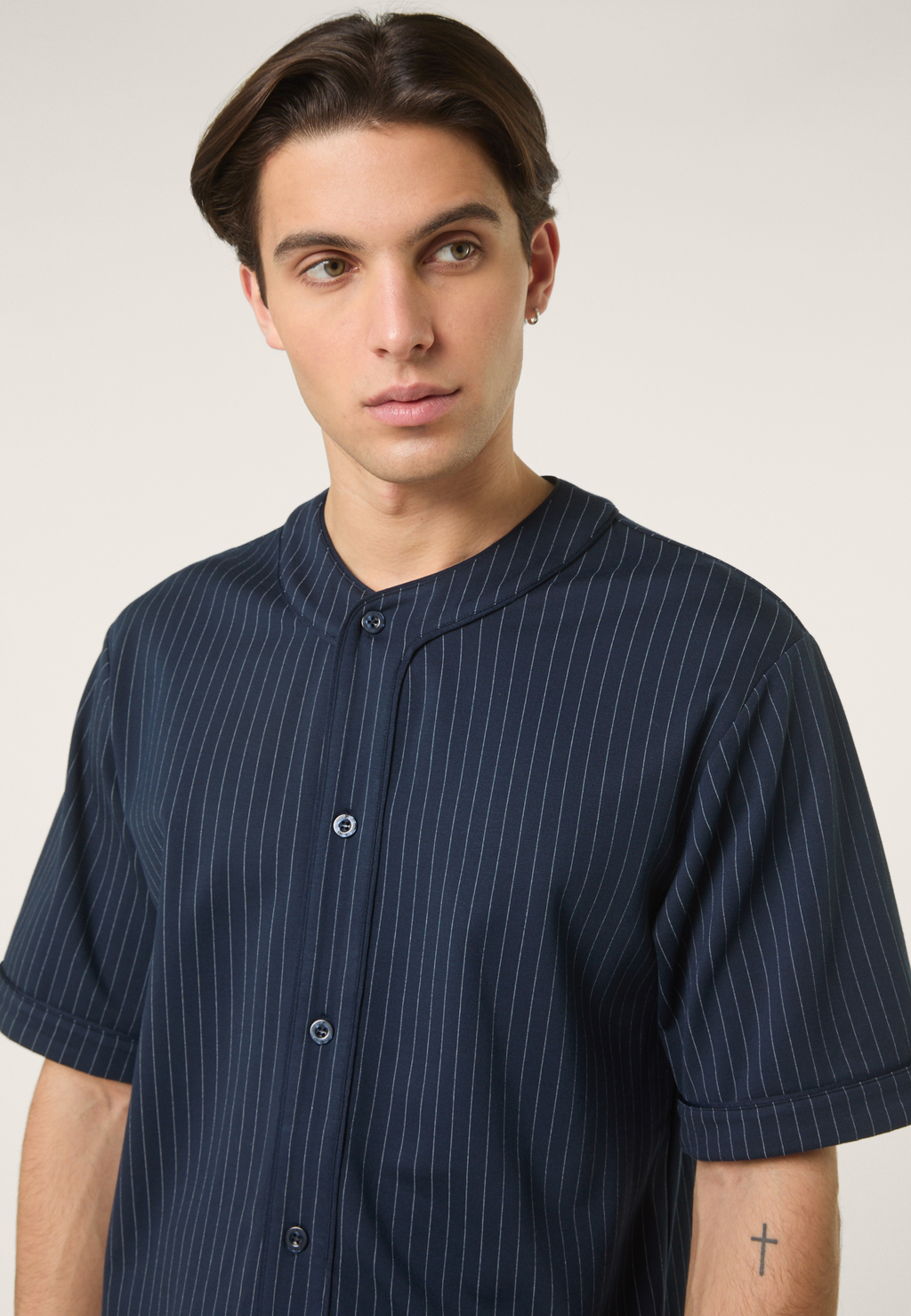 Camisa casual de béisbol a rayas - Iris Black / Egret Stripes