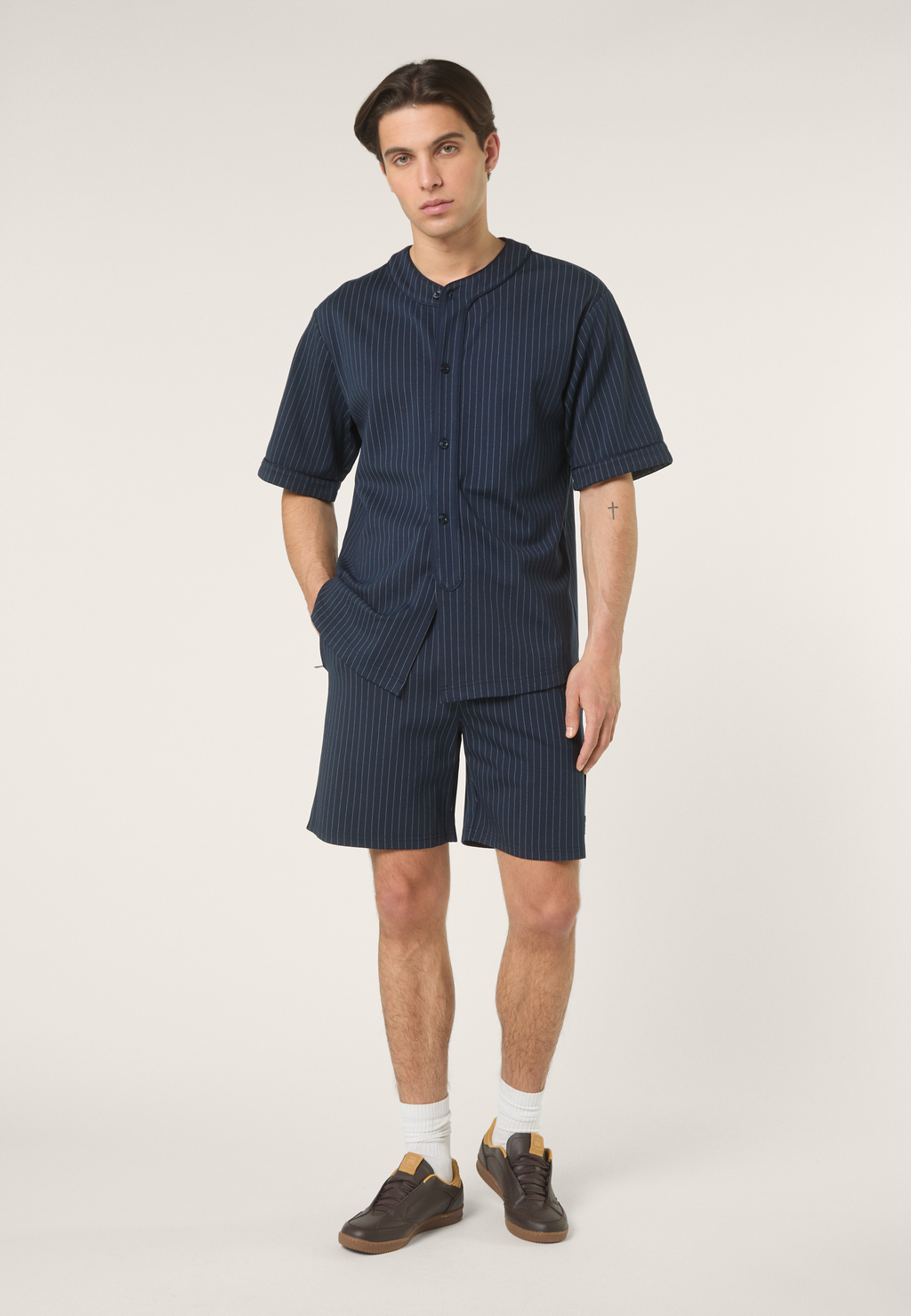 Camisa casual de béisbol a rayas - Iris Black / Egret Stripes