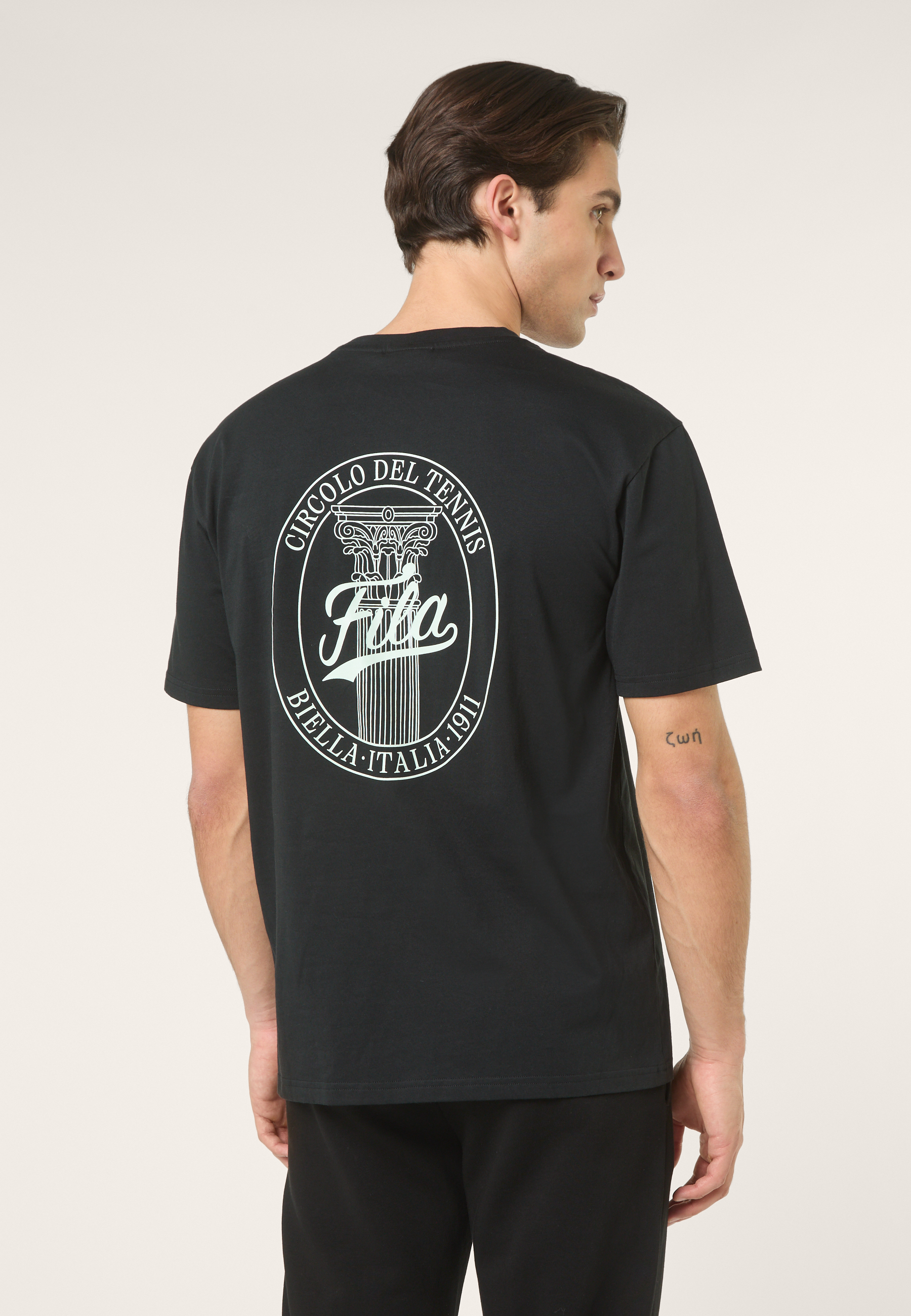 Camiseta con estampado informal - Negro