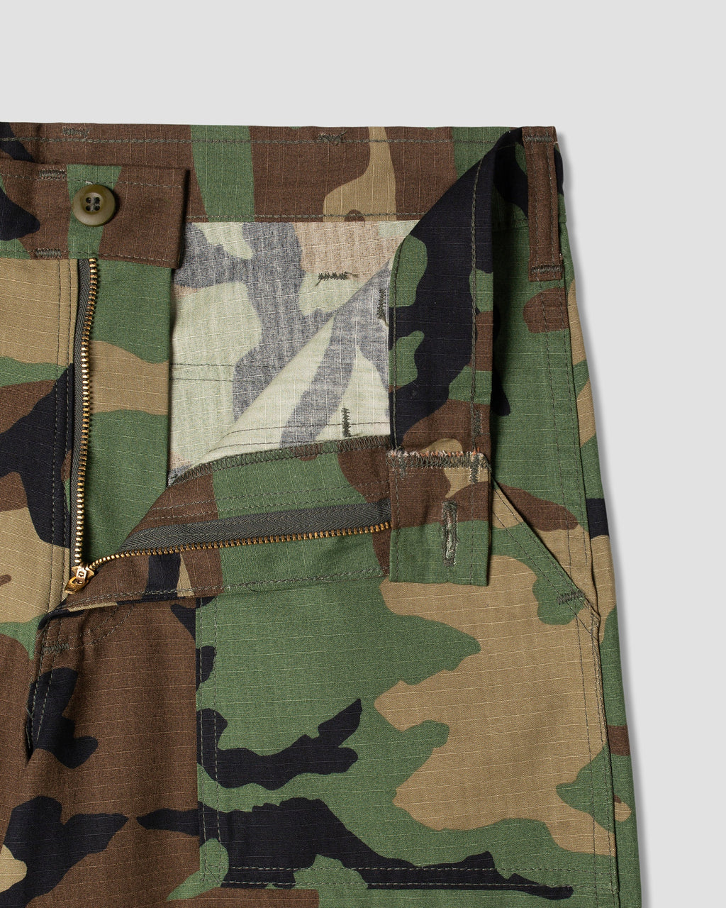 Fatigue Short - Woodland Camo
