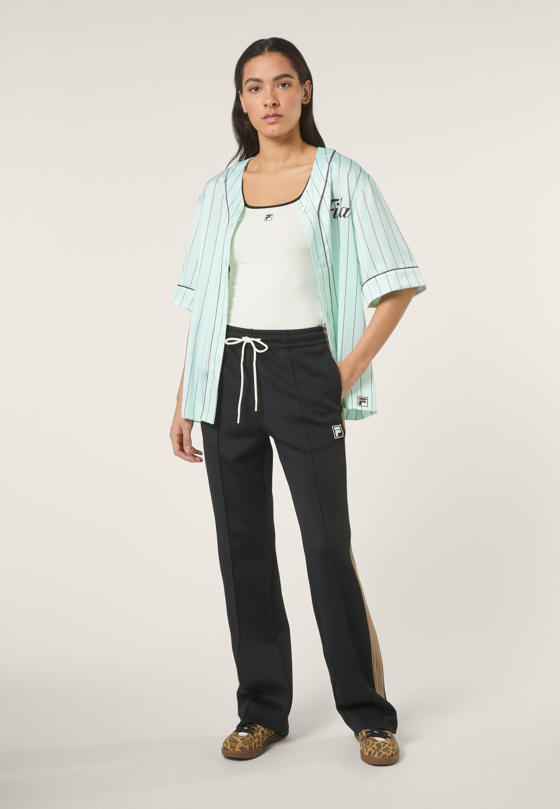 Chemise De Baseball En Satin À Fines Rayures Boxy - Mer Apaisante / Rayé