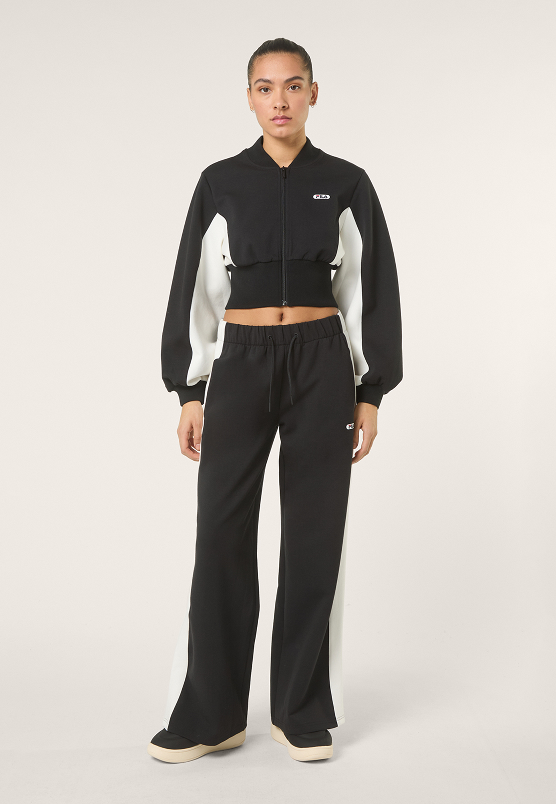 Chaqueta De Chándal Corta De Buceo Con Cuello Acanalado - Negro-Garceta