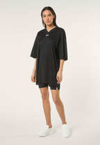 Vestido estilo camiseta de malla con cuello en V extragrande - Negro
