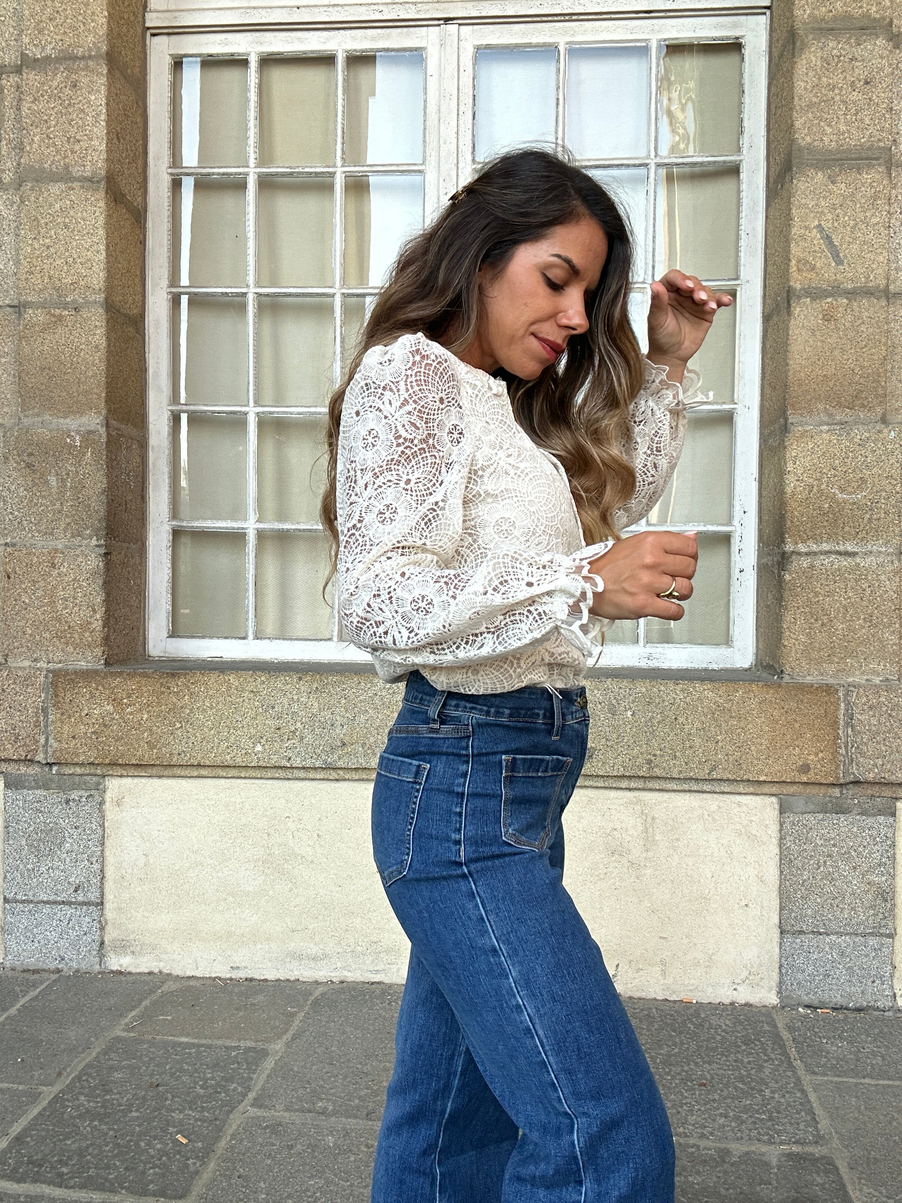 Blouse en dentelle écrue Rosa