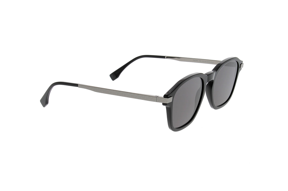 Luxury Eyewear – Sonnenbrillen - Fendi, schwarze Sonnenbrille mit schmalen Bügeln aus grauem Metall